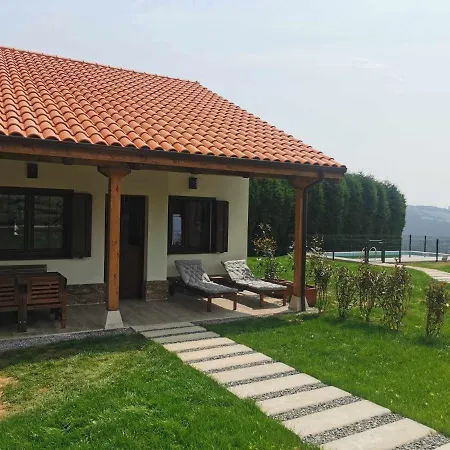 Apartment La Campa De Faedotonin